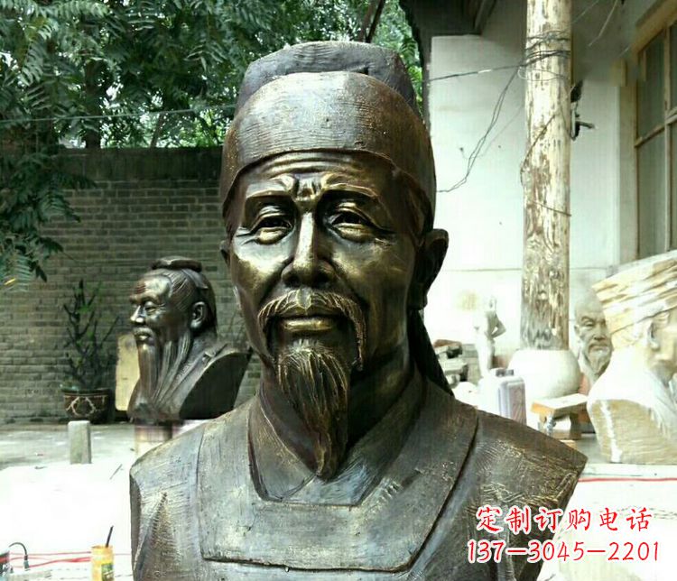 河南校园杜甫胸像铜雕