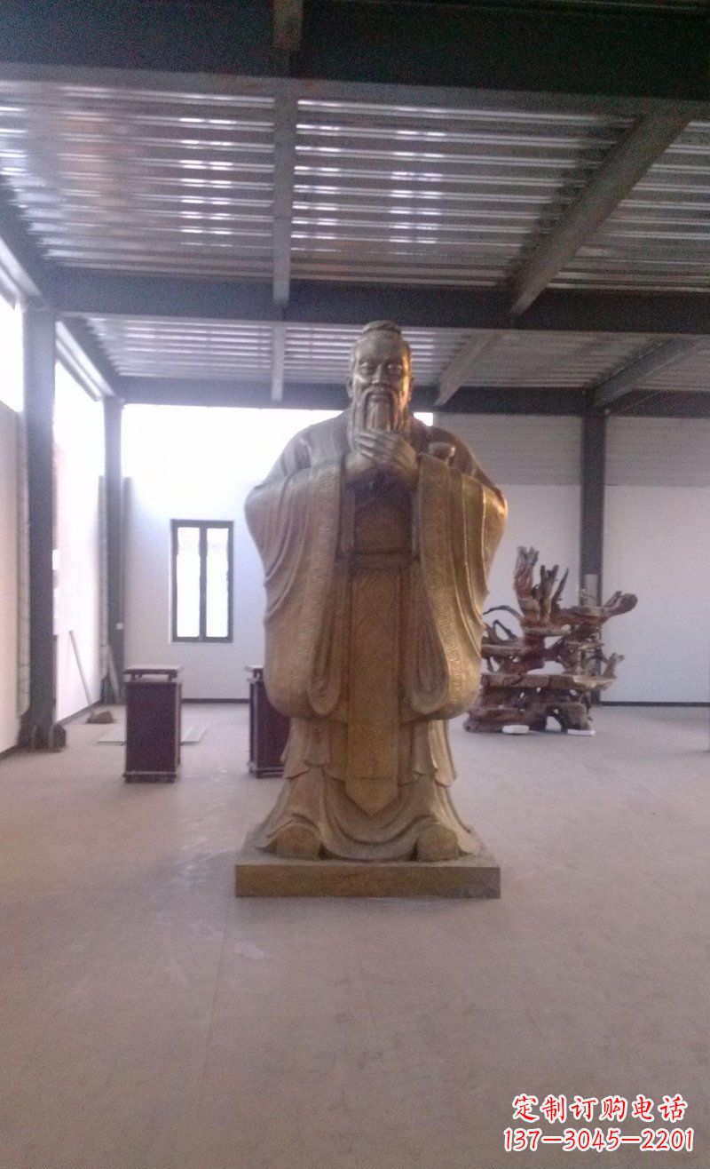 河南校园仿铜老子玻璃钢名人雕塑