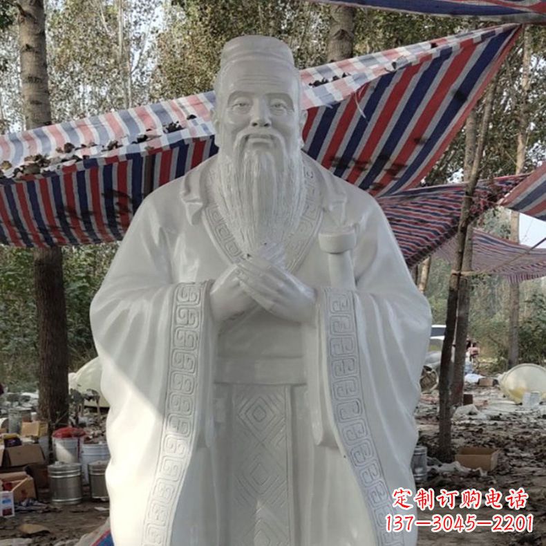 河南校园孔子雕像