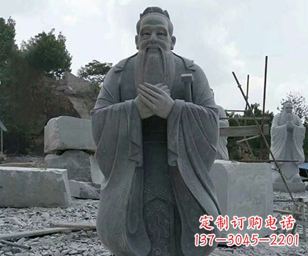 河南校园孔子人物石雕