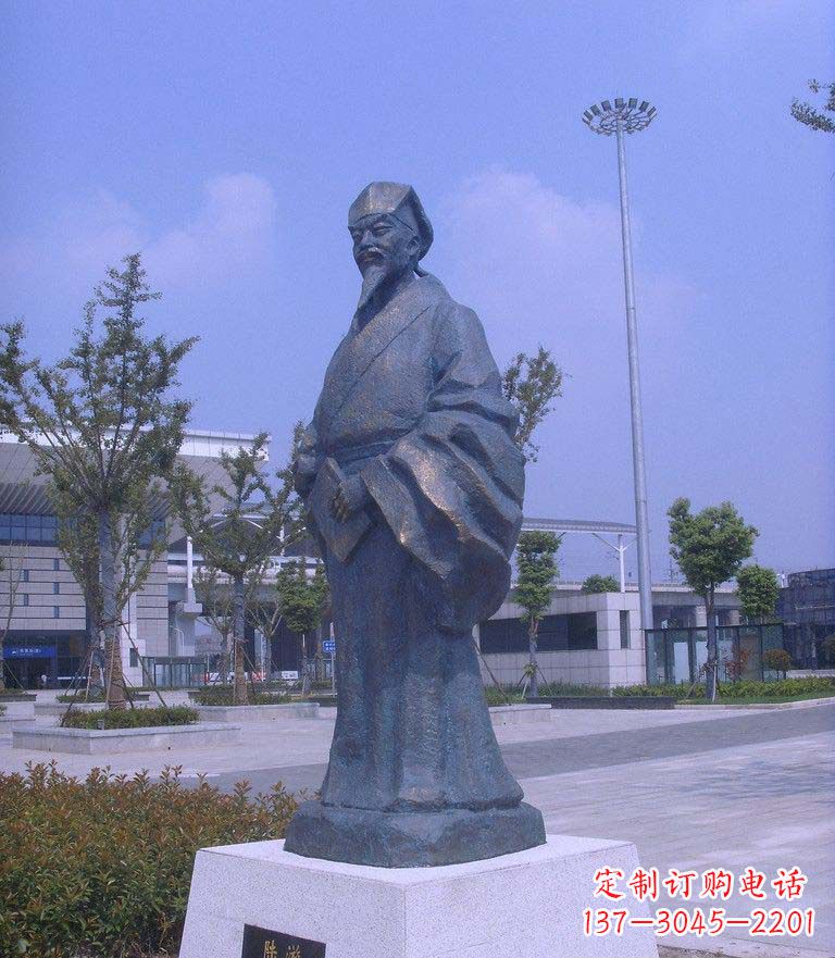 河南校园陆游名人铜雕