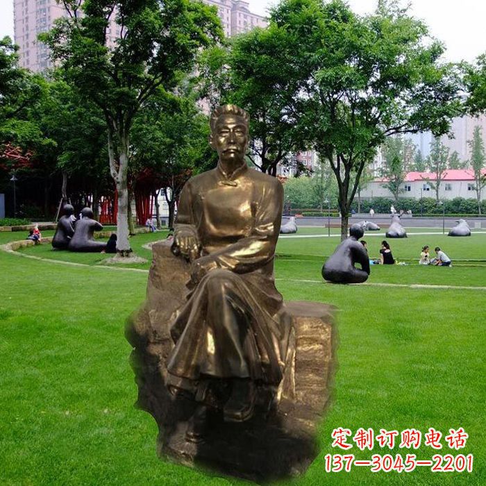 河南校园名人鲁迅先生玻璃钢仿铜雕像