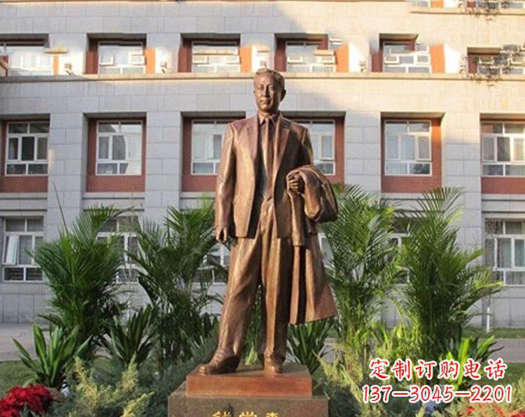 河南校园钱学森铜雕
