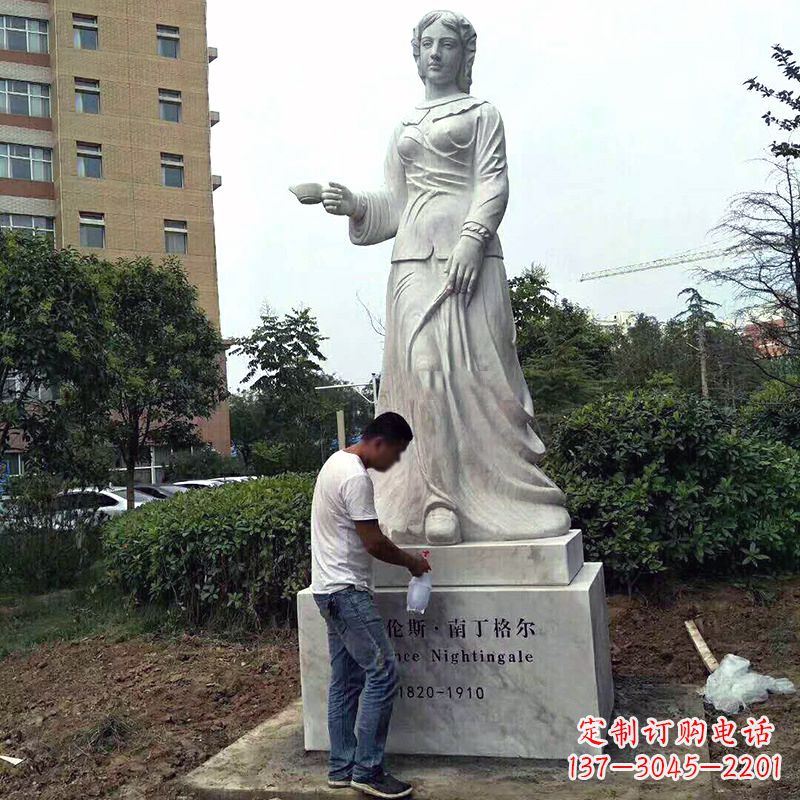 河南医院园林提灯天使南丁格尔石雕塑