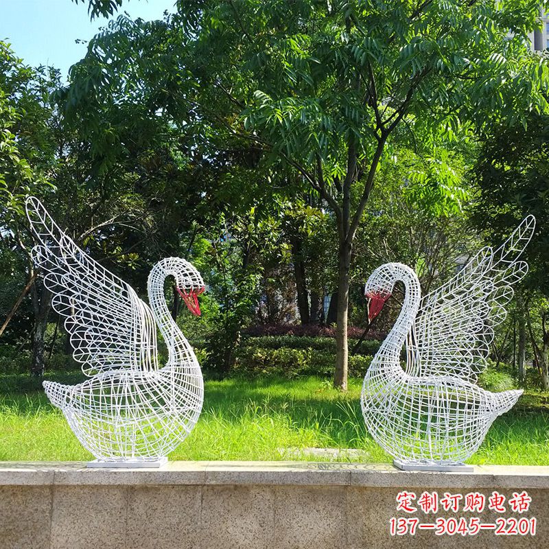 河南展翅天鹅网格雕塑-上色款