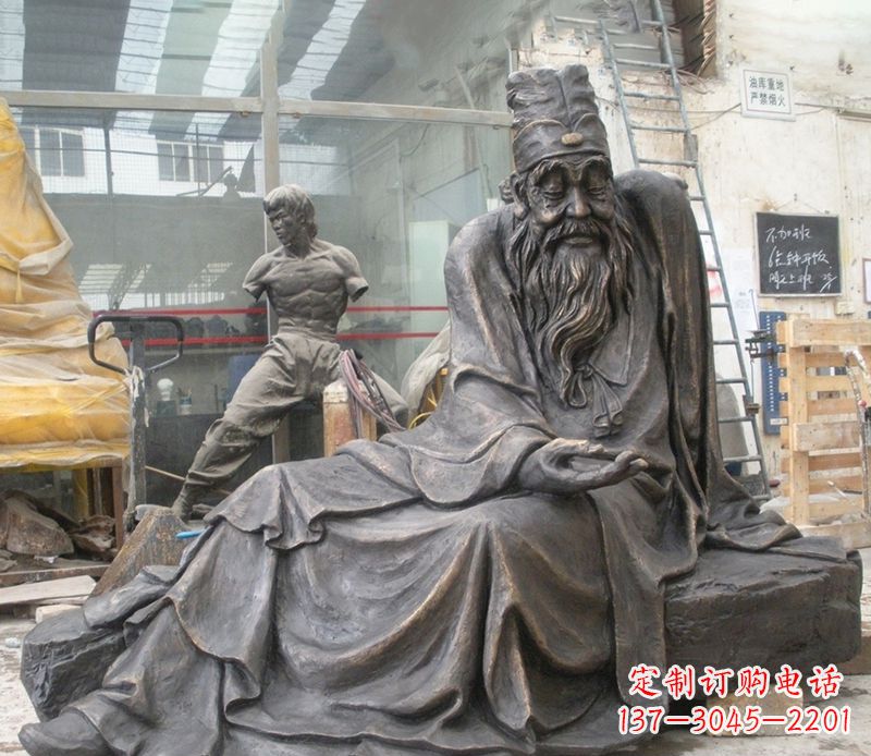 河南张仲景铜雕