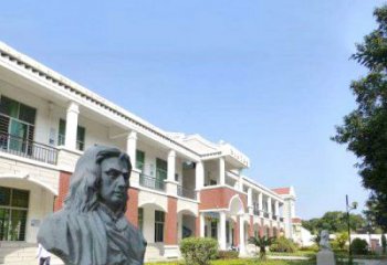 河南校园名人牛顿石雕头像