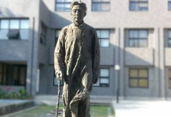 河南校园名人徐悲鸿雕塑