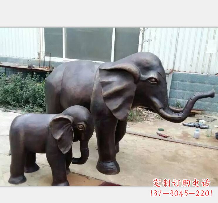 河南铸铜公园大象雕塑