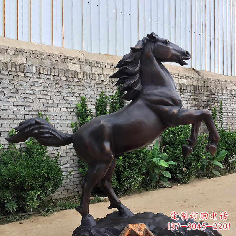 河南铸铜马儿雕塑