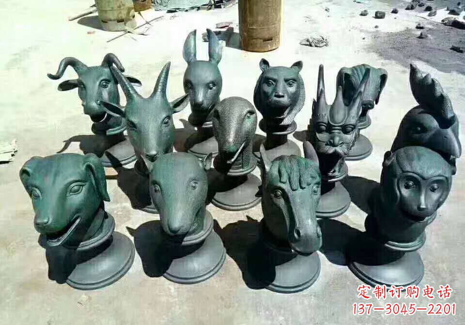河南铸铜十二生肖动物雕塑