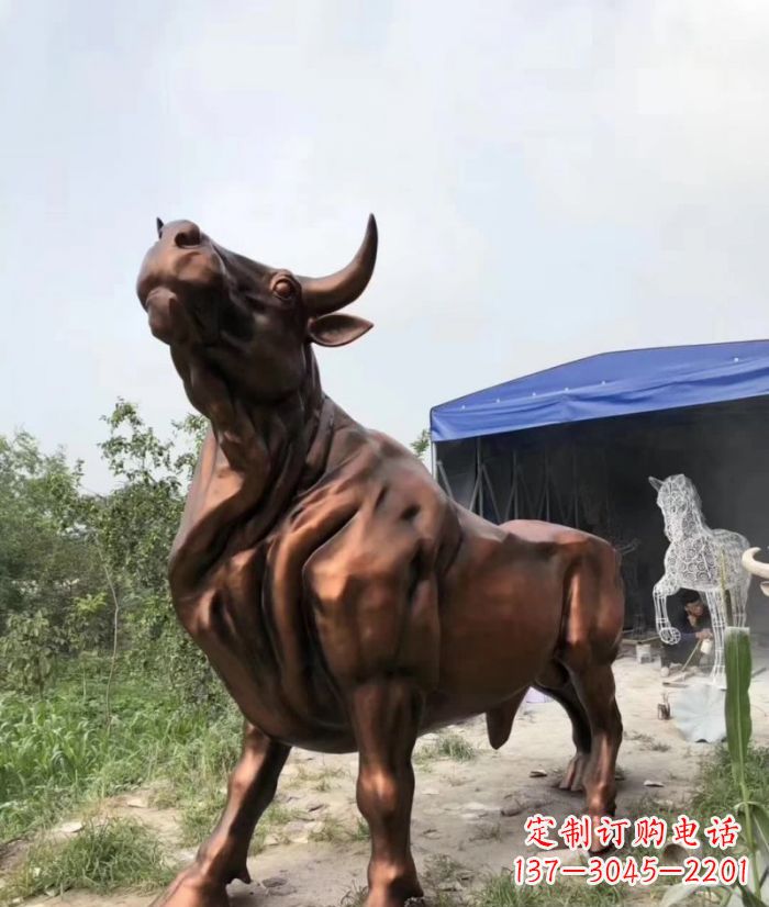 河南紫铜牛动物雕塑